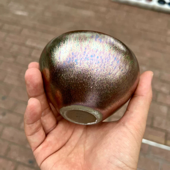 Ceșcuță premium Jianzhan pentru gazdă, sculptură florală mov-auriu și glazură cu picături de ulei, seria Color Gold, glazură Jianyang brută