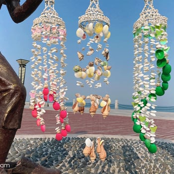 Šarene zvončiće od školjki — suvenir s putovanja i ukrasi za dom