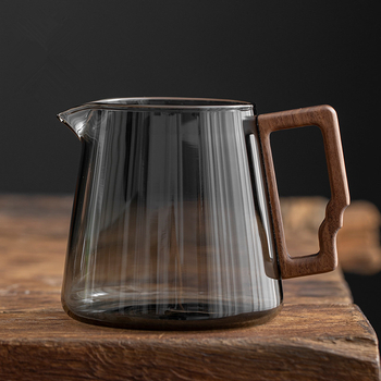 Set de ceai din sticlă borosilicat cu mâner din nuc — ceașcă de distribuție, ceainic și strecurător