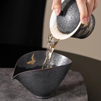 Set Gongfu de ceai ceramic în stil japonez retro, cu ceașcă Eagle-Beak pentru distribuția uniformă a ceaiului, cu tava de servire ceai