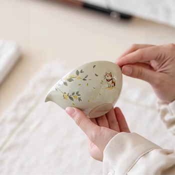 Divizor ceramic pentru ceai, cu motiv simpatic de pisică Osmanthus, pentru ceremonie Gongfu