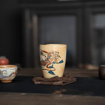 Set ceramic Gongfu pentru ceai cu ceșcuță de distribuție a ceaiului și dozator, Tea Sea, motiv din peșterile Mogao – Apsaras zburătoare