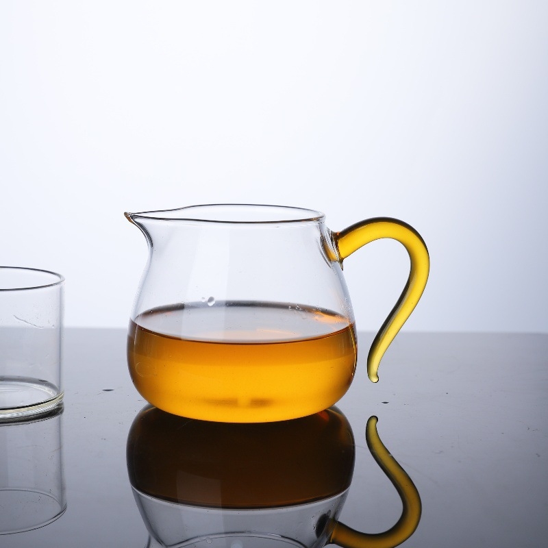 Set ceai Kung Fu din sticlă borosilicat transparentă, rezistentă la temperaturi înalte, cu ceainic și cești cu mânere colorate