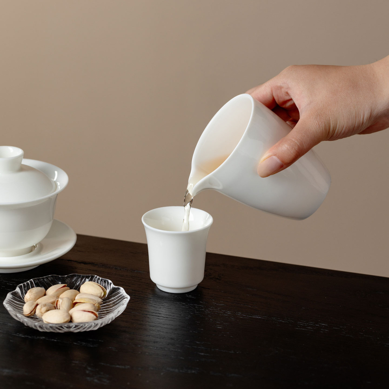 Ceașcă de ceai din porțelan alb, cu stil tradițional chinezesc, recipient ceramic de servire a ceaiului pentru uz casnic, personalizabil