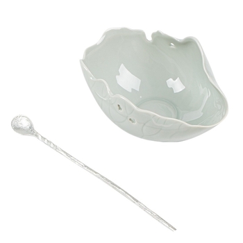 Set din două piese: linguriță de ceai și amestecător, suport ceramic pentru ceai cu frunză de lotus, unealtă simplă pentru infuzarea ceaiului, accesorii de ceremonie a ceaiului de înaltă clasă
