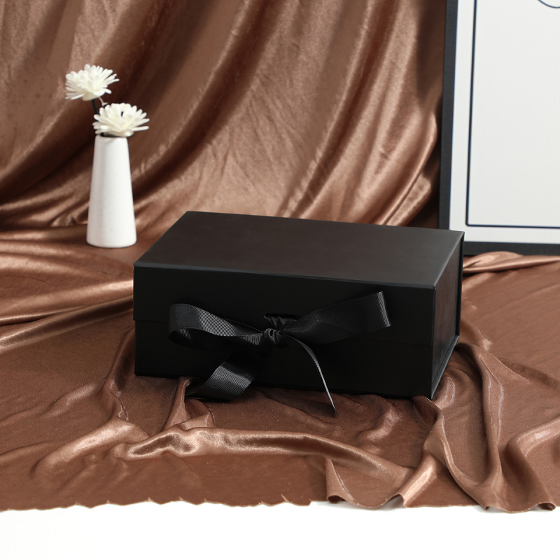 Cutie cadou pliabilă cu funda – cutie de cadou goală pentru încălțăminte și haine, dimensiuni 23x17x7 cm sau 26x19x8 cm, culori panglică: negru, roz, alb, mov