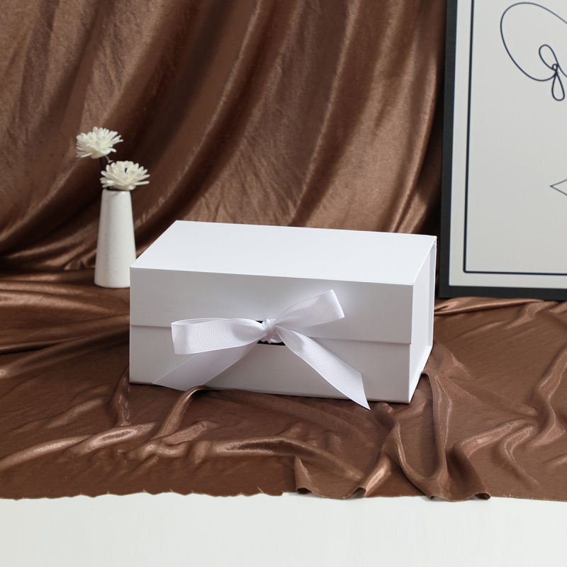Cutie cadou pliabilă cu funda – cutie de cadou goală pentru încălțăminte și haine, dimensiuni 23x17x7 cm sau 26x19x8 cm, culori panglică: negru, roz, alb, mov