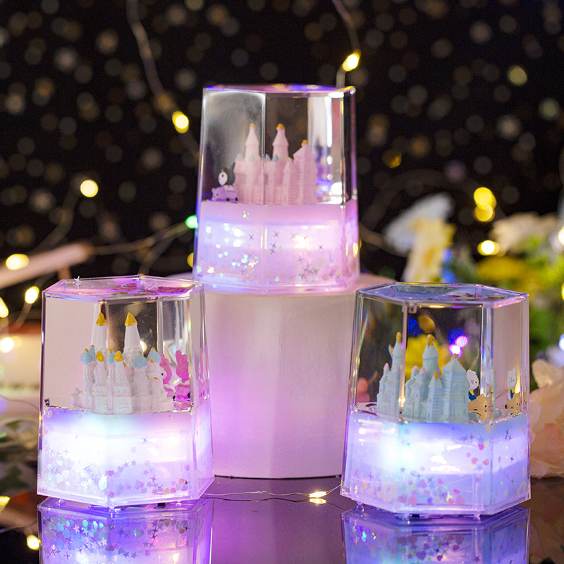 Clepsidră lichidă în formă de castel creativ, cu iluminare, design hexagonal în formă de picătură de ulei, jucărie muzicală pentru copii, decor de birou