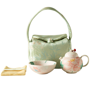 Ceainic ceramic roz pal, cu corp rotund și bujori — set de cinci piese pentru o singură persoană, pentru călătorii