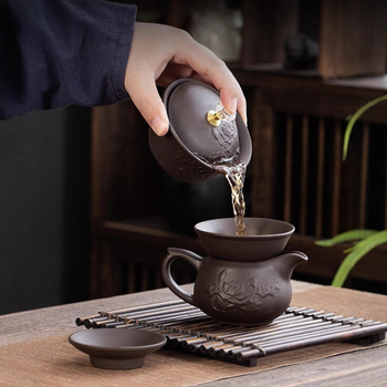 Set Gongfu de ceai din lut purpuriu, cu relief, de înaltă calitate, pentru casă și birou, include ceainic, bol cu capac și cești într-o cutie cadou