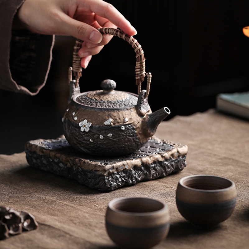 Suport ceramic pentru ceainic în stil japonez, cu glazură aurie și tavă de ceai