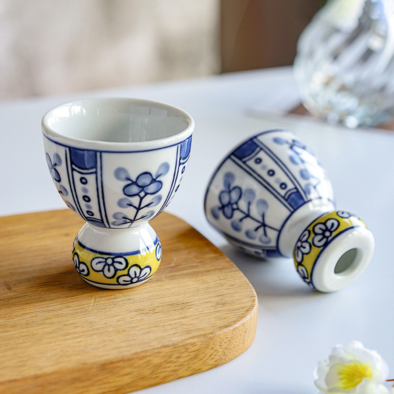 Ceainic goblet pictat manual, albastru-alb, cu bază înaltă, formă de dovleac, porțelan, motív norocos, stil japonez