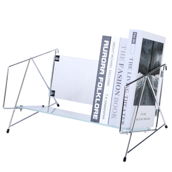 Raft de reviste în stil Bauhaus, din fier, finisaj argintiu, cu plăci din sticlă transparente, pentru expunere la birou
