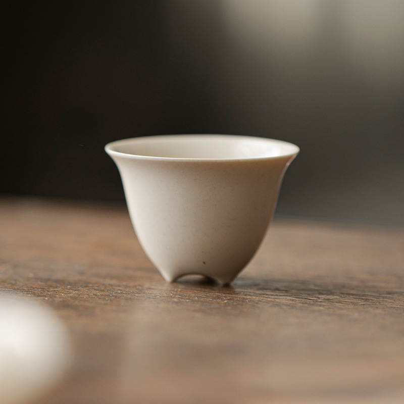 ceașcă de ceai cu trei picioare, glazură din cenușă, inspirată din dinastia Song, ceramică lucrată manual pentru Gongfu set, stil japonez