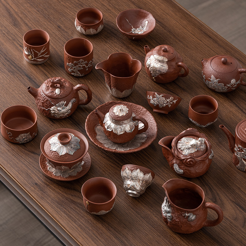 Ceainic din lut purpuriu cu finisaj argintiu — set ceramic Gongfu pentru ceai cu ceașcă