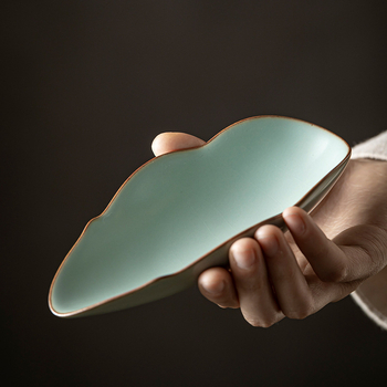 Set ceramic pentru ceremonia ceaiului, în culoare celadon, cu lingură de ceai și farfurie de degustare