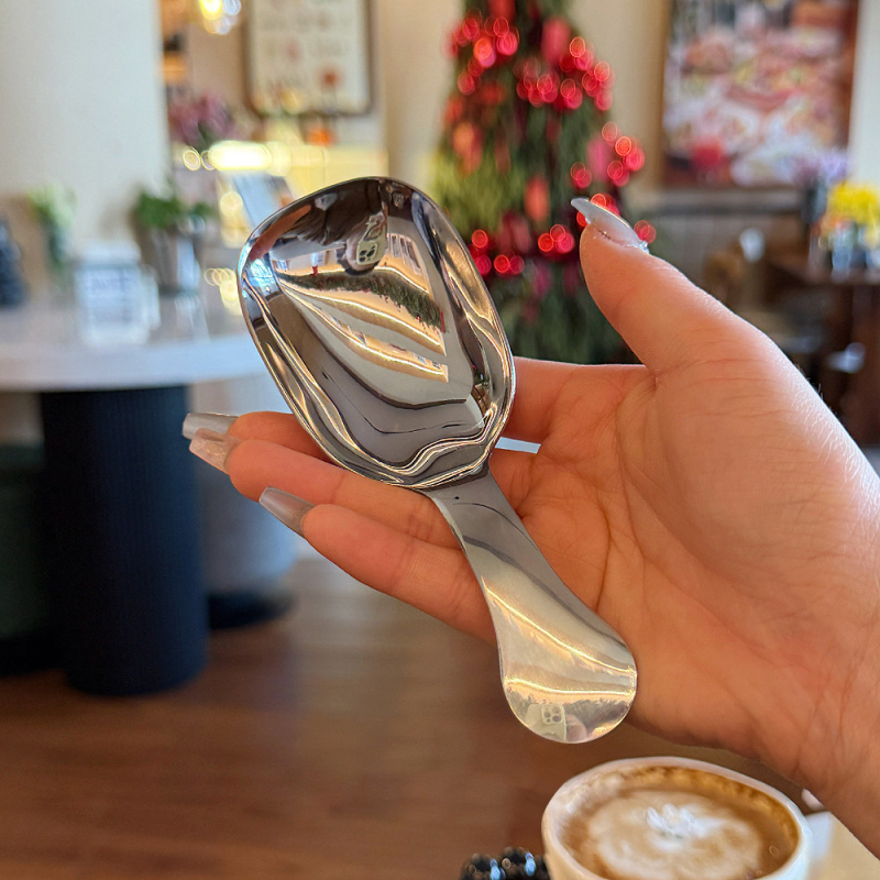 Linguriță din oțel inoxidabil, mâner scurt, versatilă pentru ceai, cafea, desert și supă.