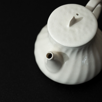 Ceainic ceramic cu glazură din cenușă, stil retro, mică capacitate, pentru o singură persoană, în stil japonez, lucrat manual pentru uz casnic