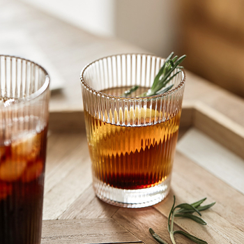 Pahar din sticlă rezistent la temperaturi, design modern fără mâner, cu dungi verticale, transparent, pentru suc, milkshake, cafea sau ceai
