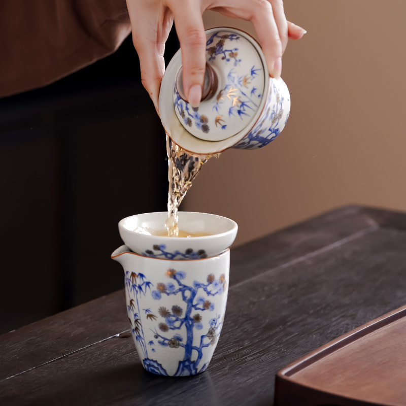 Set de ceai ceramic în stil chinezesc, cu ceainic, cești, bol acoperit și pahar de distribuție, într-o cutie cadou