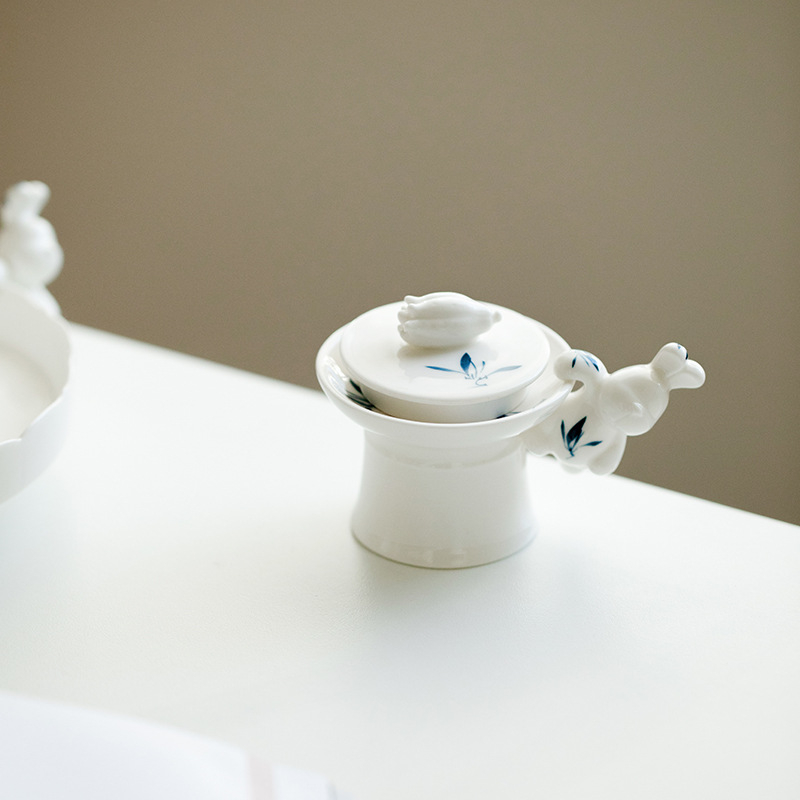 Farfurie de fructe ceramică pictată manual, cu picior înalt și capac, ornament mini cu pandantiv iepuraș