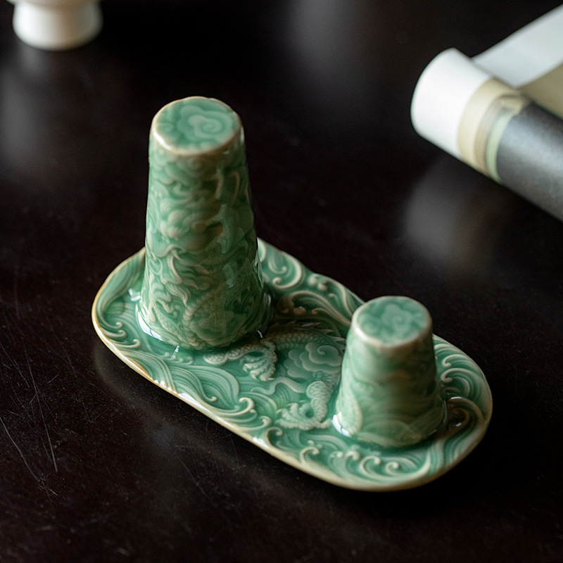 Raft pentru ceainic cu dragon în relief, glazură Celadon, suport ceramic pentru capac și suport de scurgere pentru ceremonia Gongfu a ceaiului