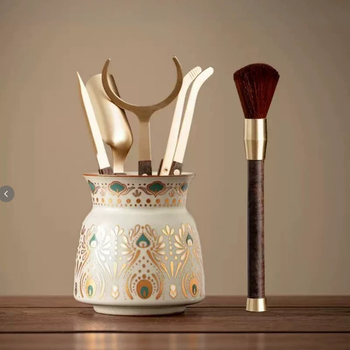 Set de ceremonie a ceaiului din alamă, în stil Dunhuang, cu șase piese și tub ceramic Ru, pentru masă de ceai acasă