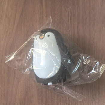 Deschizător de sticle și conserve în formă de pinguin, portabil, pentru uz casnic, model 2025