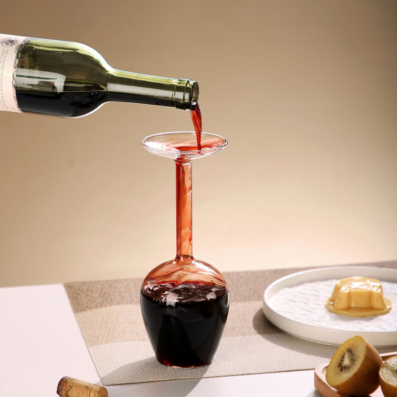 Pahar de vin inversat, creativ și amuzant, din sticlă borosilikat înaltă, cu picior lung, capacitate mare pentru whisky