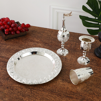 Stil european, retro, decor metal pentru casă – set de vin din patru piese cu ceainic și căni