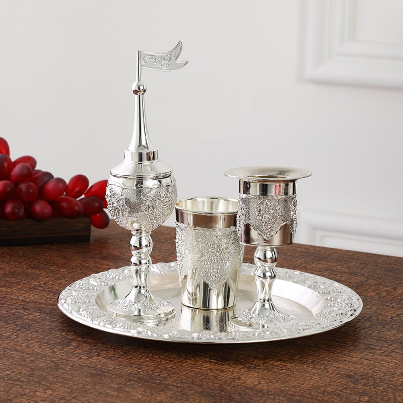 Stil european, retro, decor metal pentru casă – set de vin din patru piese cu ceainic și căni