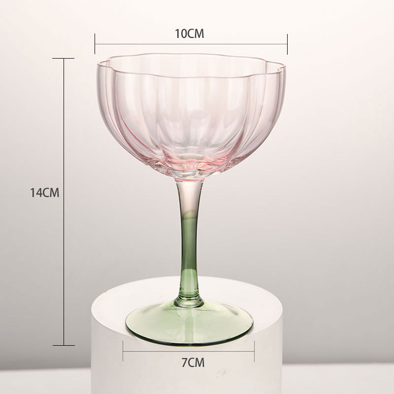 Goblet franțuzesc, cu formă de petale, înalt, destinat pentru șampanie, vin roșu, deserturi, cocktailuri și înghețată.
