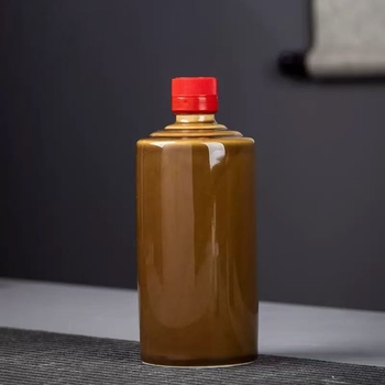 Sticlă de vin ceramică sigilată — ornament decorativ
