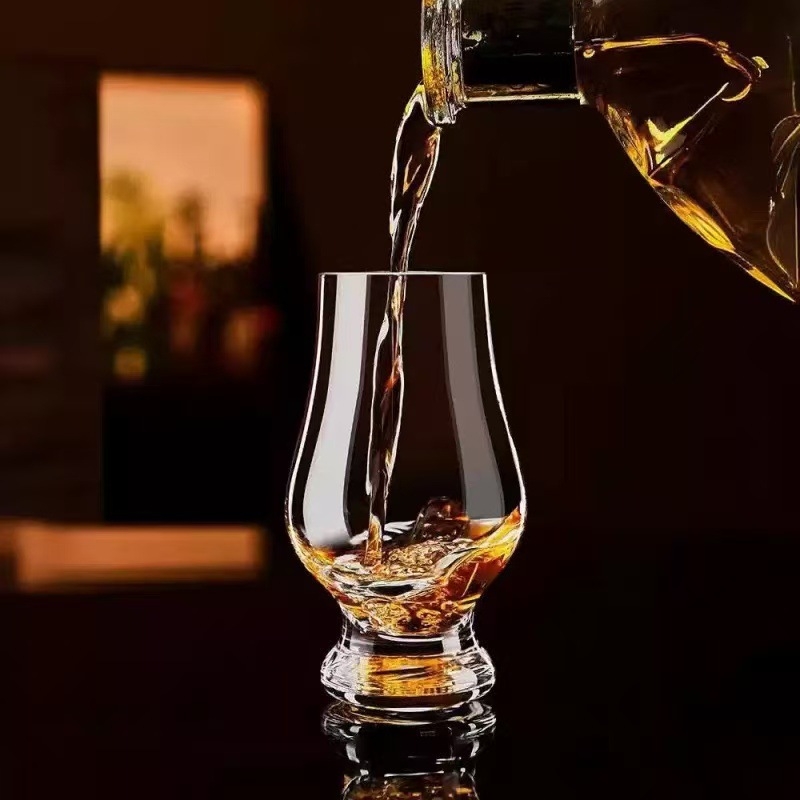 Pahar de whisky din cristal în formă de lalea — pahar de degustare pentru aromă, 101–200 ml, fără plumb, imprimare logo