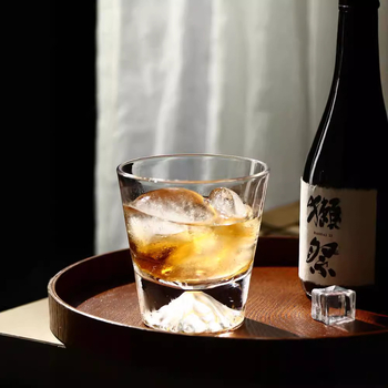 Pahar de whisky în stil japonez Fuji Mountain, 201–300 ml, din sticlă, cu siglă