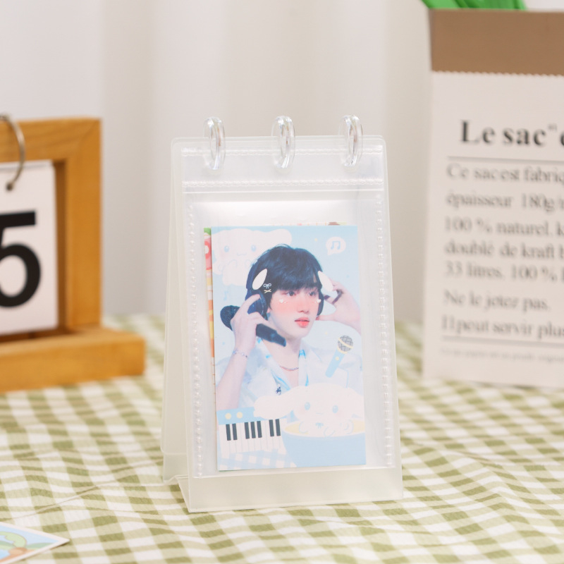 Mini album foto cu calendar de birou de 3 inch, clemă în formă de ciupercă și compartiment pentru carduri