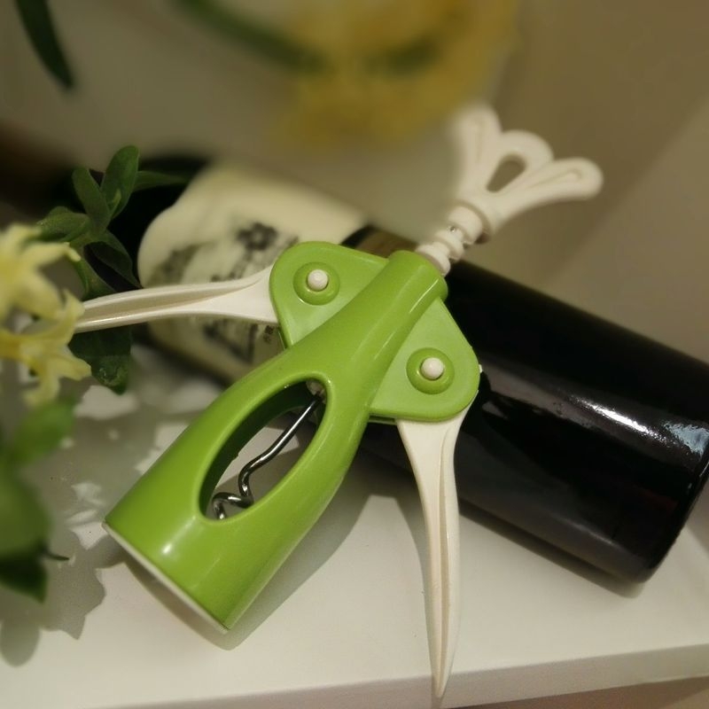 Deschizător multifuncțional pentru sticle de vin roșu, din plastic gros