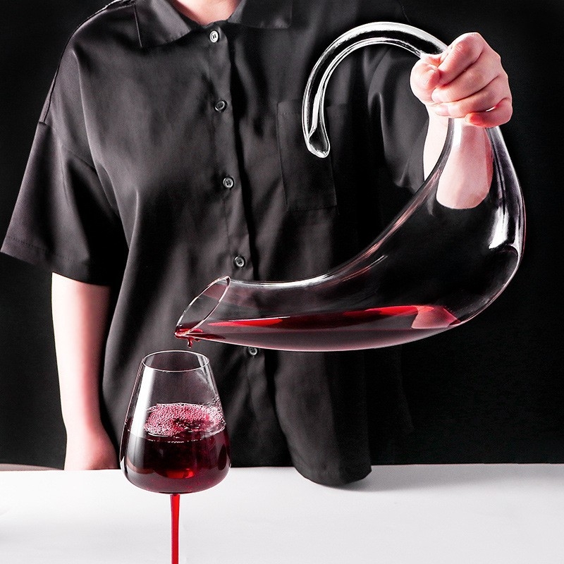 Decantor pentru vin roșu din sticlă de cristal, design Scorpion, stil modern, capacitate 1000 ml
