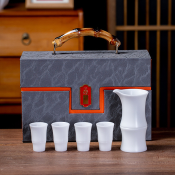 Set porțelan pentru băuturi pentru barul de acasă, dozatoare de lichior Wuliangye și Maotai, finisaj ceramic în stil chinezesc nou