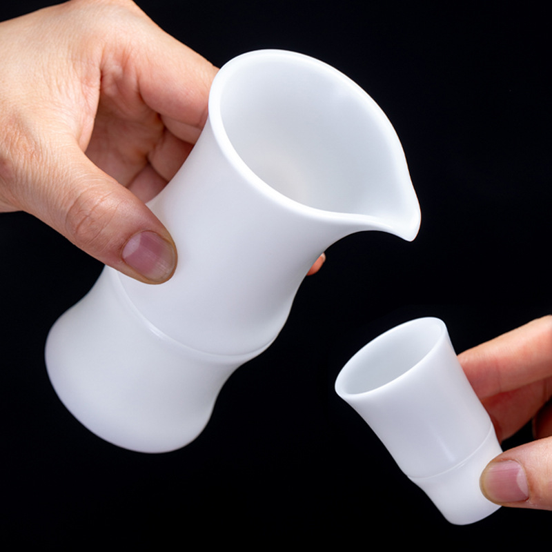 Set porțelan pentru băuturi pentru barul de acasă, dozatoare de lichior Wuliangye și Maotai, finisaj ceramic în stil chinezesc nou