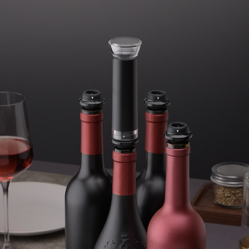 Set de 4 dopuri de vin din silicon cu vid pentru păstrarea prospețimii – accesorii pentru barul de acasă