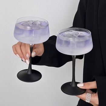 Gobelet Kimura în stil japonez cu turn de cristal – pentru cocktailuri, pahar de martini și pahar de vin cu fructe