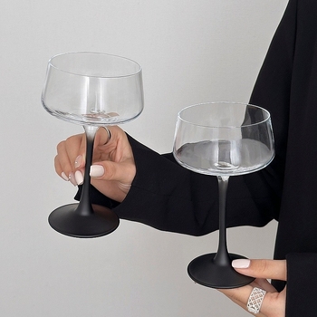 Gobelet Kimura în stil japonez cu turn de cristal – pentru cocktailuri, pahar de martini și pahar de vin cu fructe