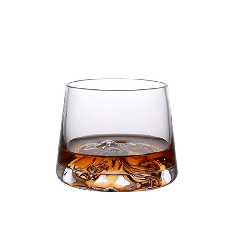 Pahar de whisky din cristal în stil japonez, cu vedere spre Muntele Fuji și munți înzăpeziți, 201-300 ml