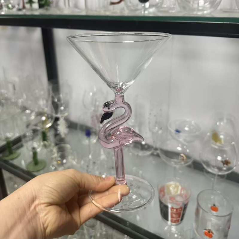 Pahar de vin din sticlă borosilicat, colorat, pictat manual, transparent, design modern minimalist, capacitate 201–300 ml