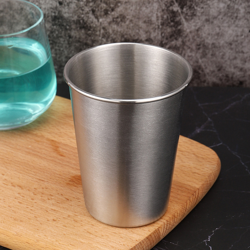 Pahar de bere din oțel inoxidabil 304, margine rulată, un singur strat, capacitate 101–200 ml
