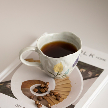 Cană de cafea din ceramică pictată manual, cu lalea, stil coreean