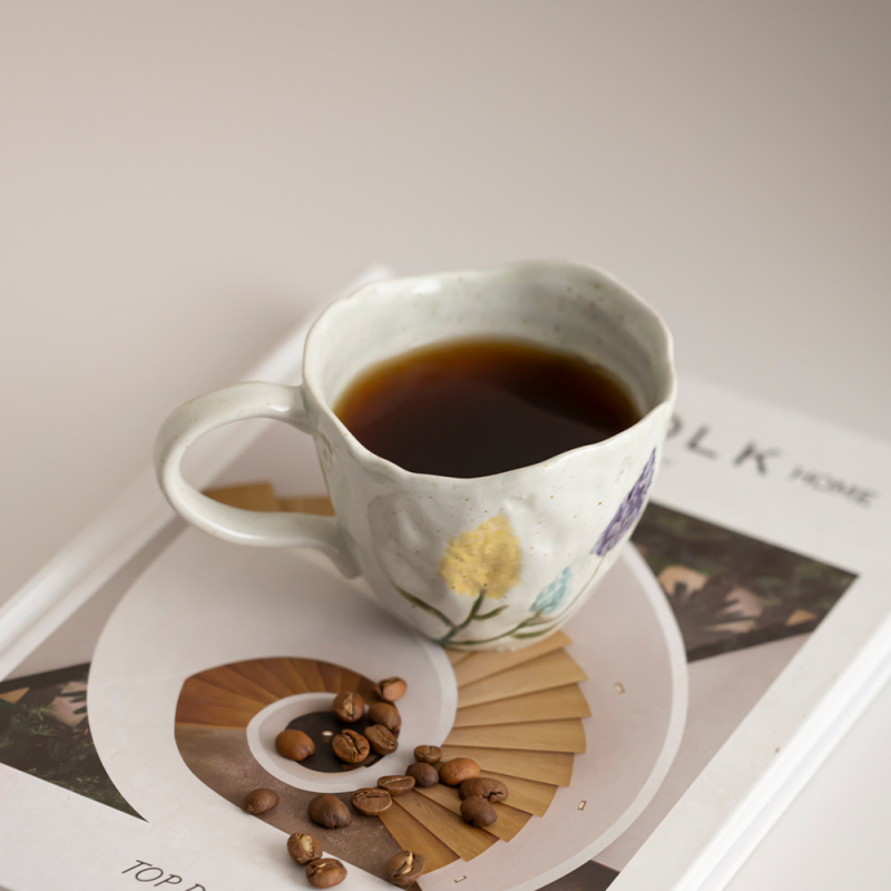 Cană de cafea din ceramică pictată manual, cu lalea, stil coreean