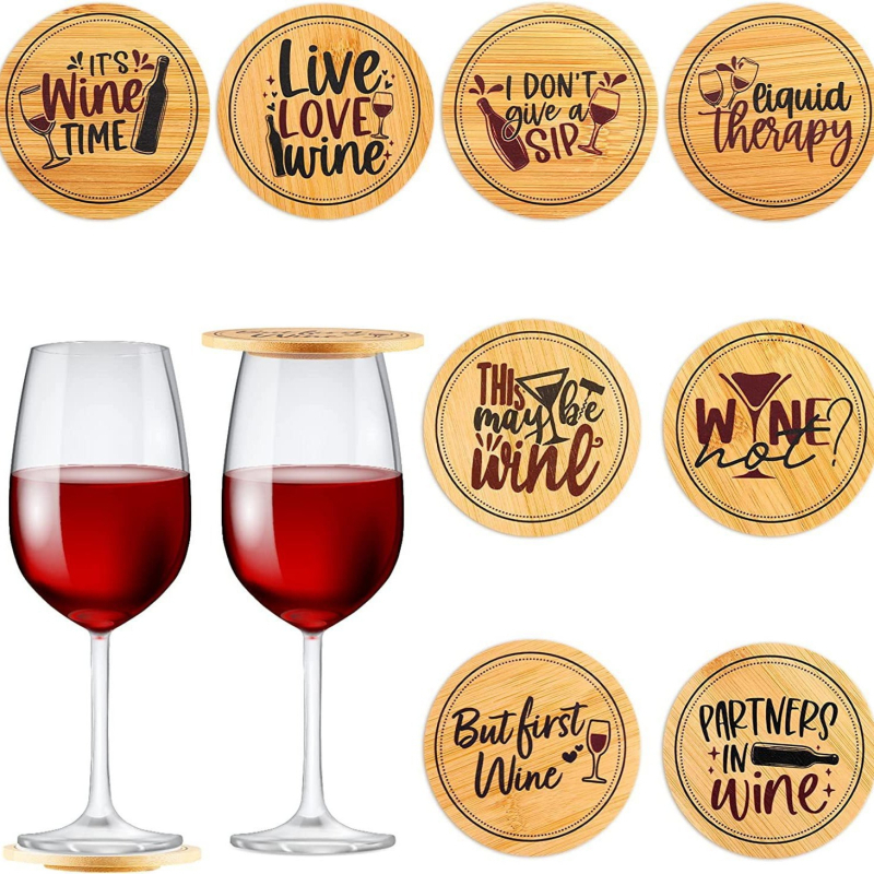 Capac pentru pahar de vin cu model din bambus și set de accesorii pentru platouri cu mezeluri