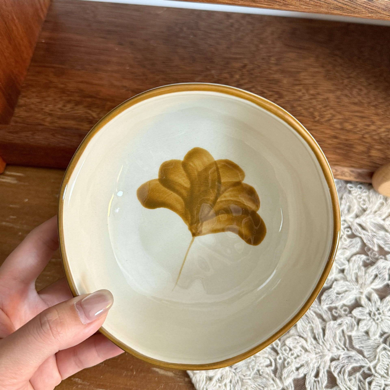 Ceașă de cafea cu frunze de ginko, pictură manuală, ceramică sub glazură, 300 ml